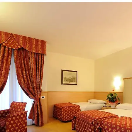 Hotel Club E La Vela 3*