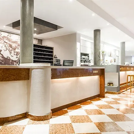Club E La Vela Hotel Torbole Sul Garda